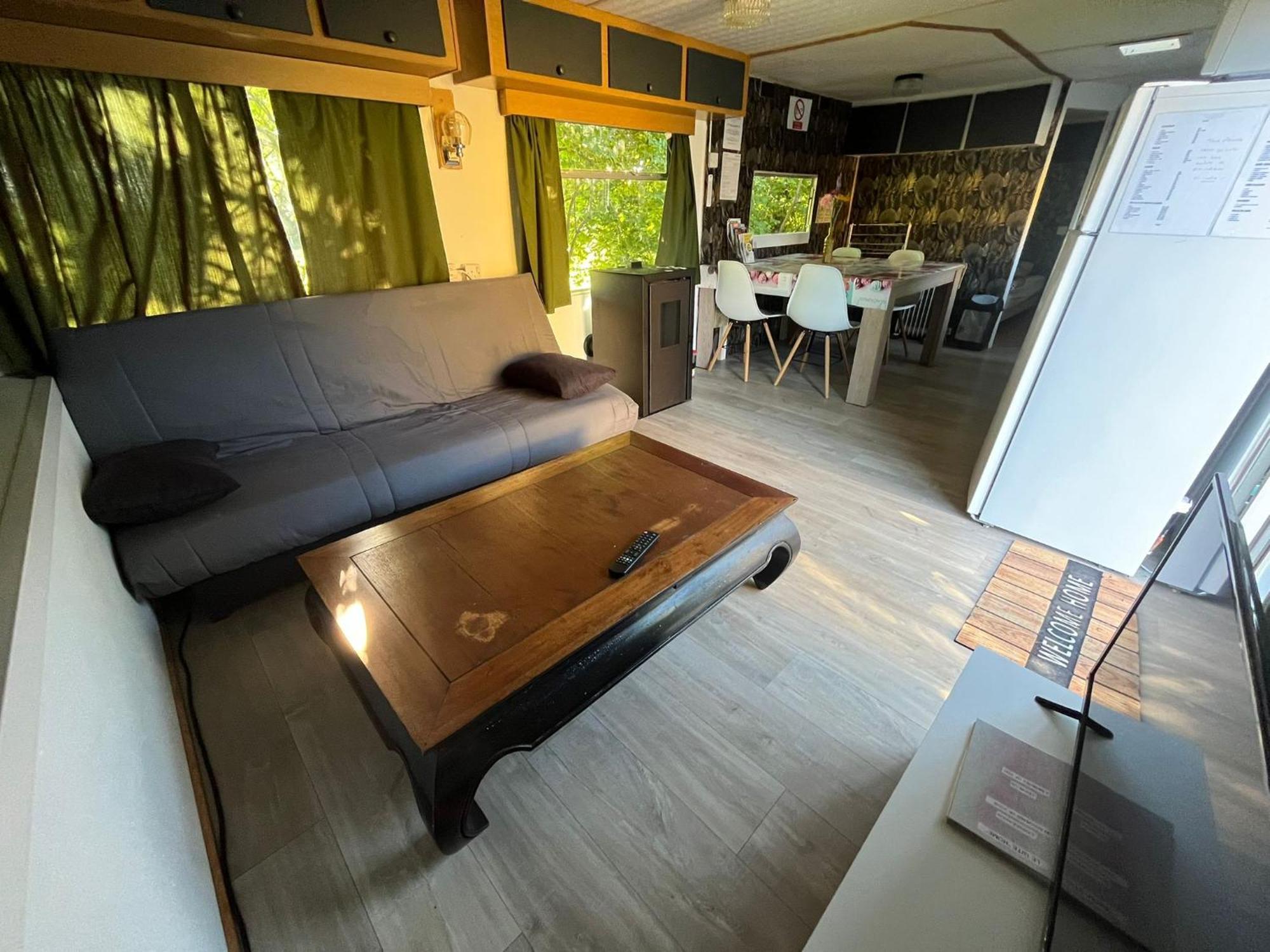Gite "Home" - Piscine Juvigny Les Vallees Bagian luar foto